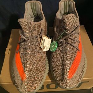 Yeezy 350 V2 Beluga